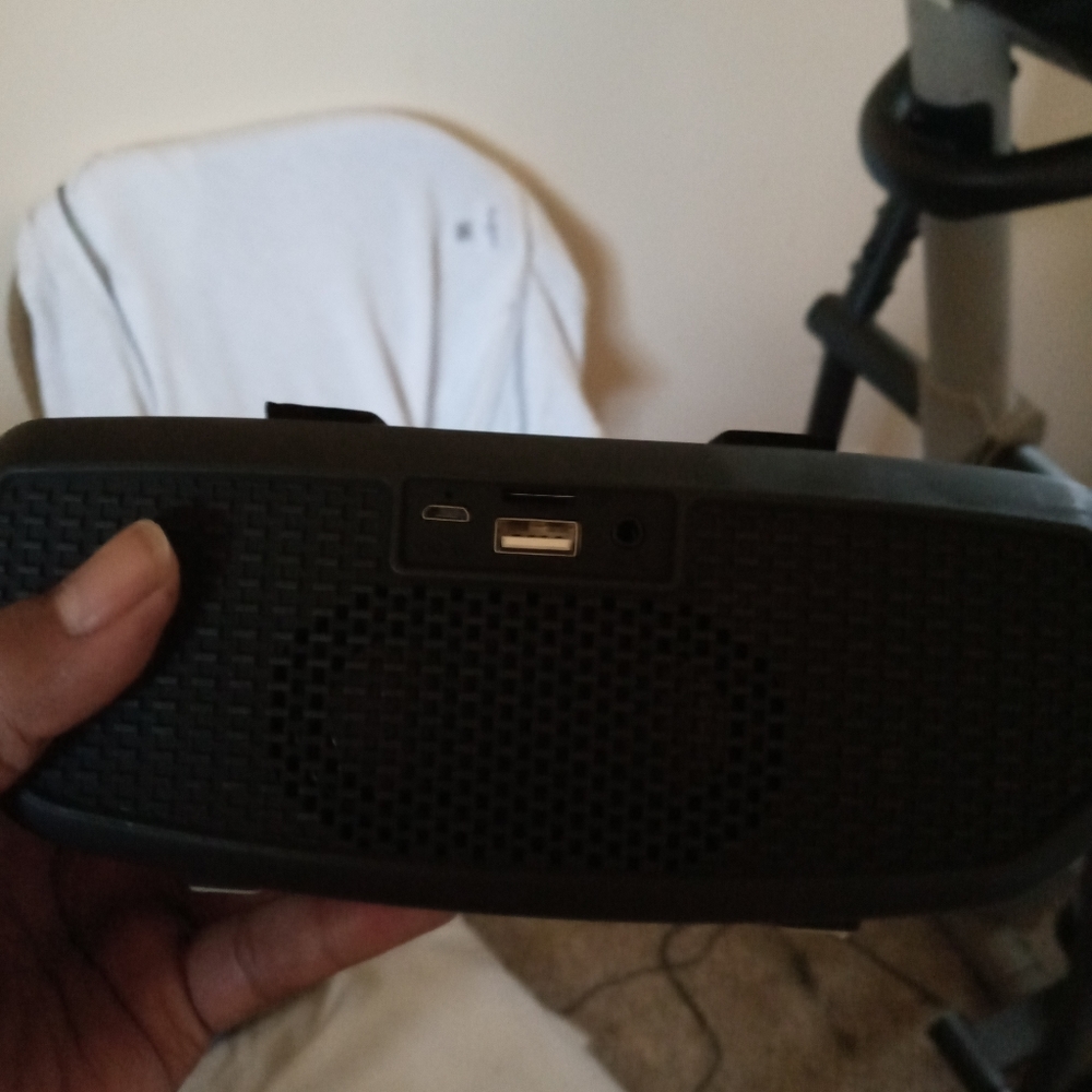 RARE Sketchfab DV 18 Bluetooth Super Bass Speaker